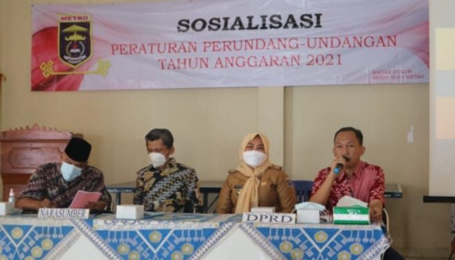 tagih janji politik walikota metro wahdi dan wakil walikota Qomaru pada saat waktu pencalonan.