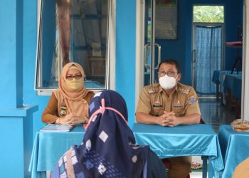 Walikota Metro Kunjungan ke posyandu Raden Intan Kelurahan Tejoagung