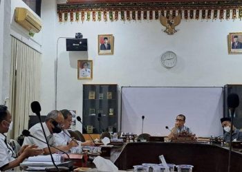 DPRD Kota Metro menolak kenaikan tarif PBB P2