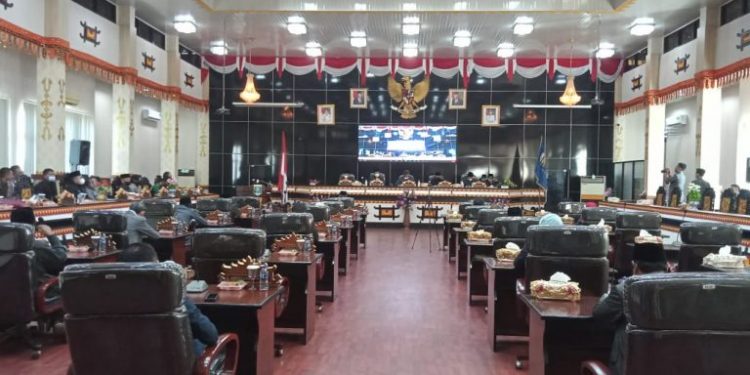 Buruknya Infrastruktur, Seluruh Fraksi DPRD Metro Soroti Kinerja Walikota