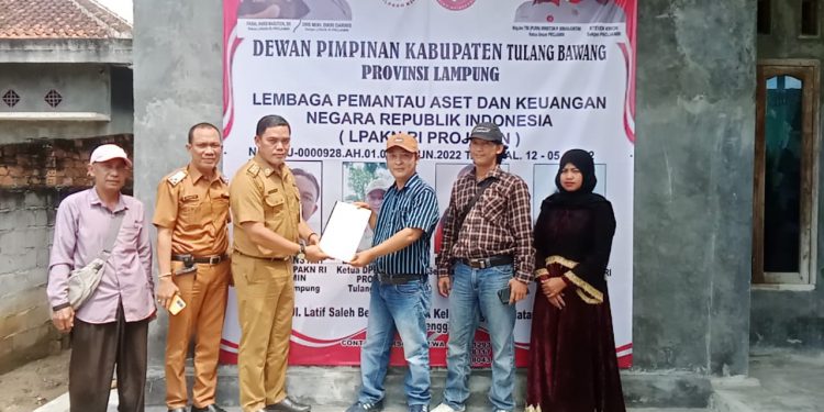 Kunjungan sekaligus silahturahmi Kesbangpol Tulung Bawang ke kantor LPAKN