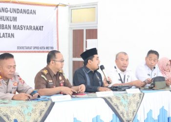 Dewan Perwakilan Rakyat Daerah (DPRD) Kota Metro menggelar Sosialisasi Peraturan Daerah (Sosperda) tentang RT/RW