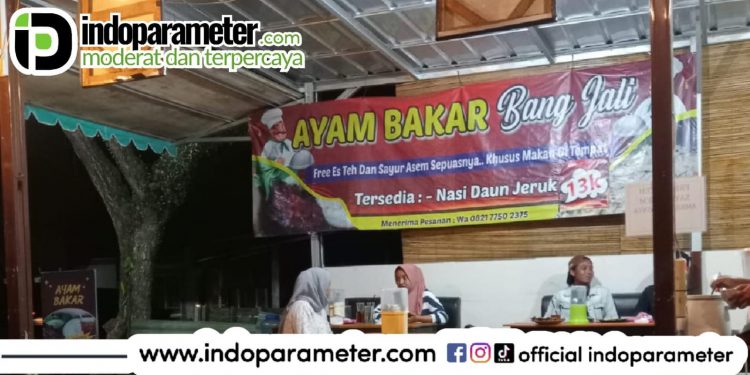 Ayam Bakar Bang Jali: Kuliner Murah dengan Bonus Es Teh dan Sayur Asem Sepuasnya!