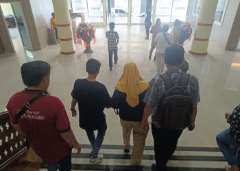 Kadisdik Bandar Lampung Bawa Pengawal ke DPRD, Ada Apa?