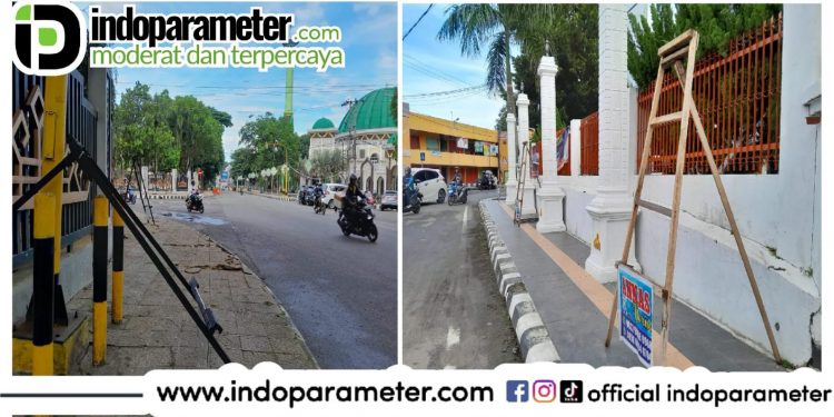 Warga Geram, Ratusan Tiang Papan Bunga Serobot Trotoar di Kota Metro