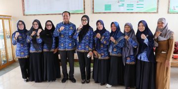 Wagub Jihan Nurlela dan Kadis Pendidikan Tinjau SMANO Kota Metro, Sekolah yang Mengembangkan Pendidikan Berbasis Olahraga