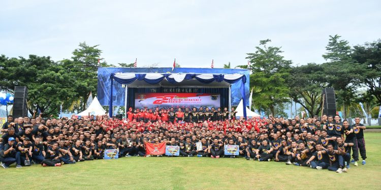 Dalam Rangka Hut Ke 22 di Yonif 7 melaksanakan Olahraga Bersama Prajurit Ajabra