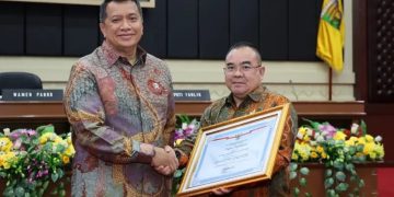 Wamen PANRB Kunjungi RSUDAM, Berikan Penghargaan dan Dorong Pelayanan Publik Berkualitas