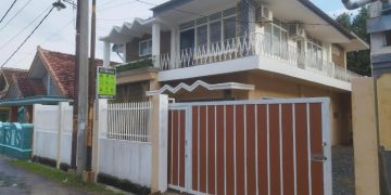 Berlabel Syariah Tapi Diduga Bebas, Arwana Homestay Digeruduk Massa dan Viral di Media Sosial