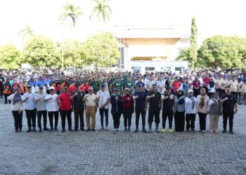 Pemprov Lampung Gelar Gotong Royong Bersihkan Kawasan PKOR Way Halim