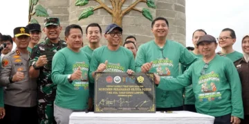 Menteri PKP dan Gubernur Lampung Tanam Sejuta Pohon di Taman Kehati Kotabaru